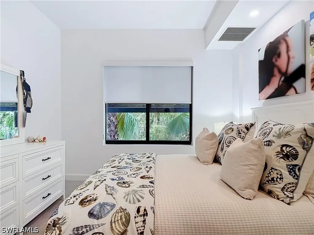 1115 Central Avenue Naples FL 34102