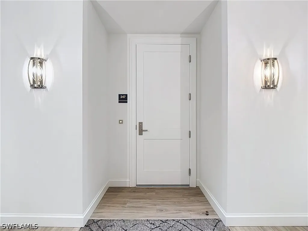 1115 Central Avenue Naples FL 34102
