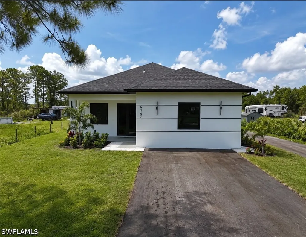 4147 64th Avenue NE Naples FL 34120