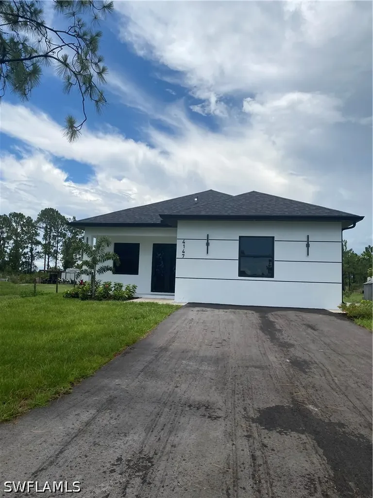 4147 64th Avenue NE Naples FL 34120
