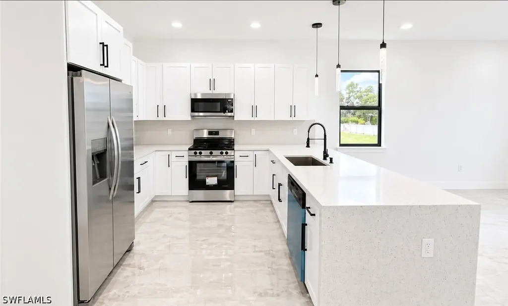 4147 64th Avenue NE Naples FL 34120