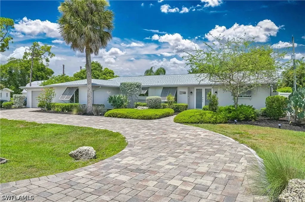 Fort Myers FL, 8719 Crest Lane