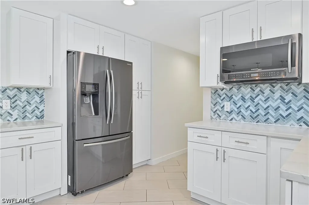 8719 Crest Lane Fort Myers FL 33907
