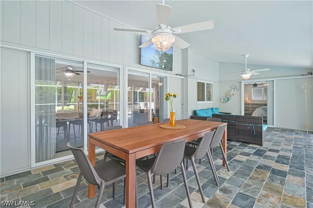 8719 Crest Lane Fort Myers FL 33907