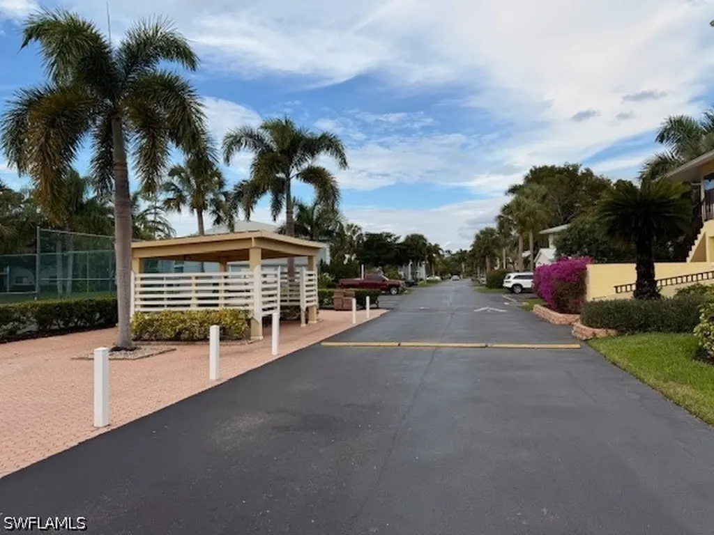 28280 Pine Haven Way Bonita Springs FL 34135