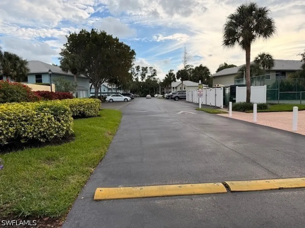 28280 Pine Haven Way Bonita Springs FL 34135
