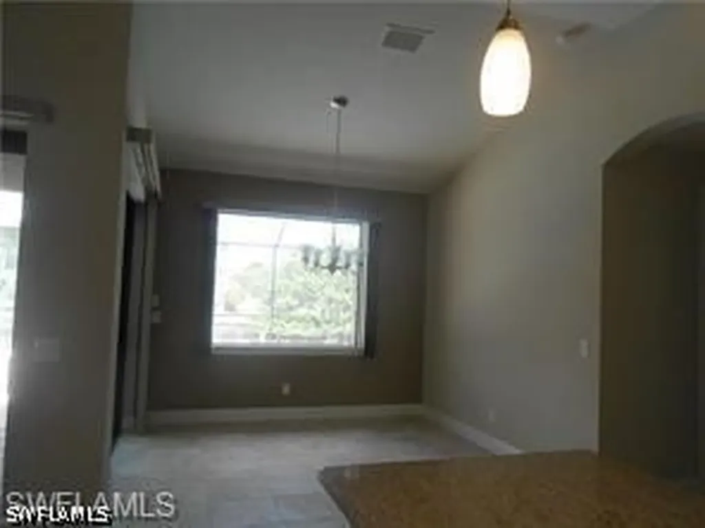 1901 SE 21st Terrace Cape Coral FL 33990