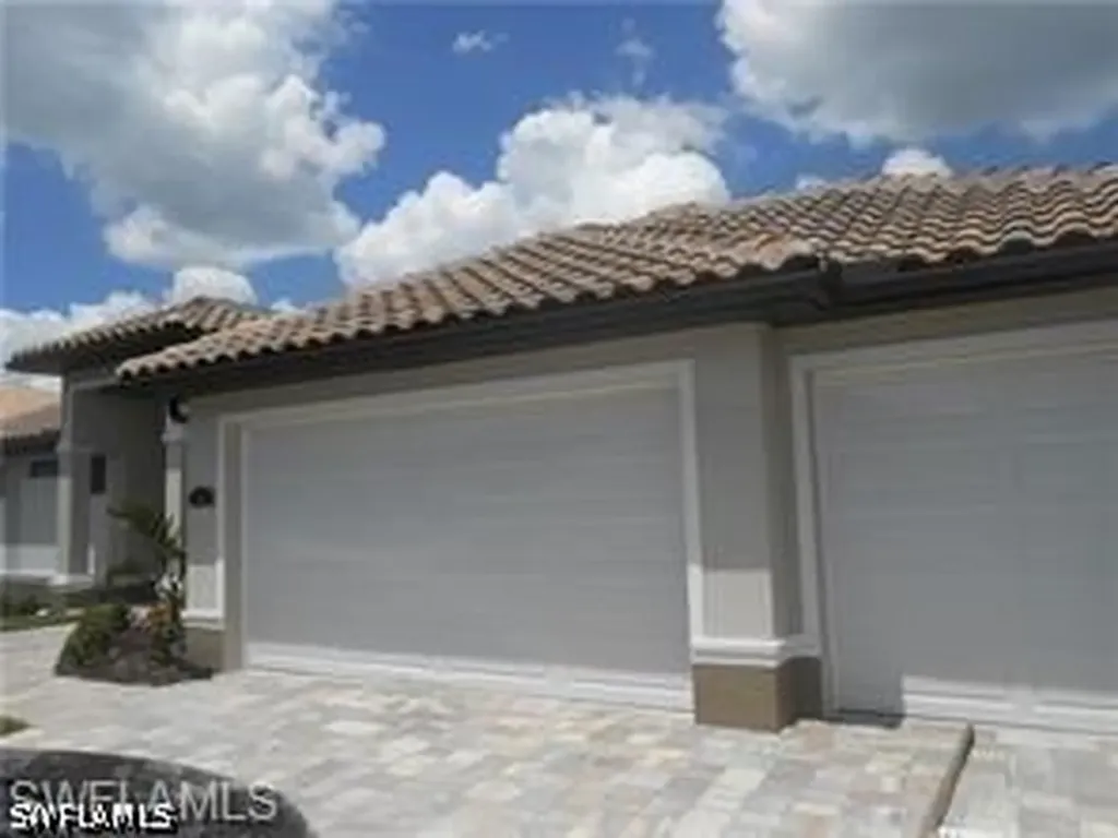 1901 SE 21st Terrace Cape Coral FL 33990