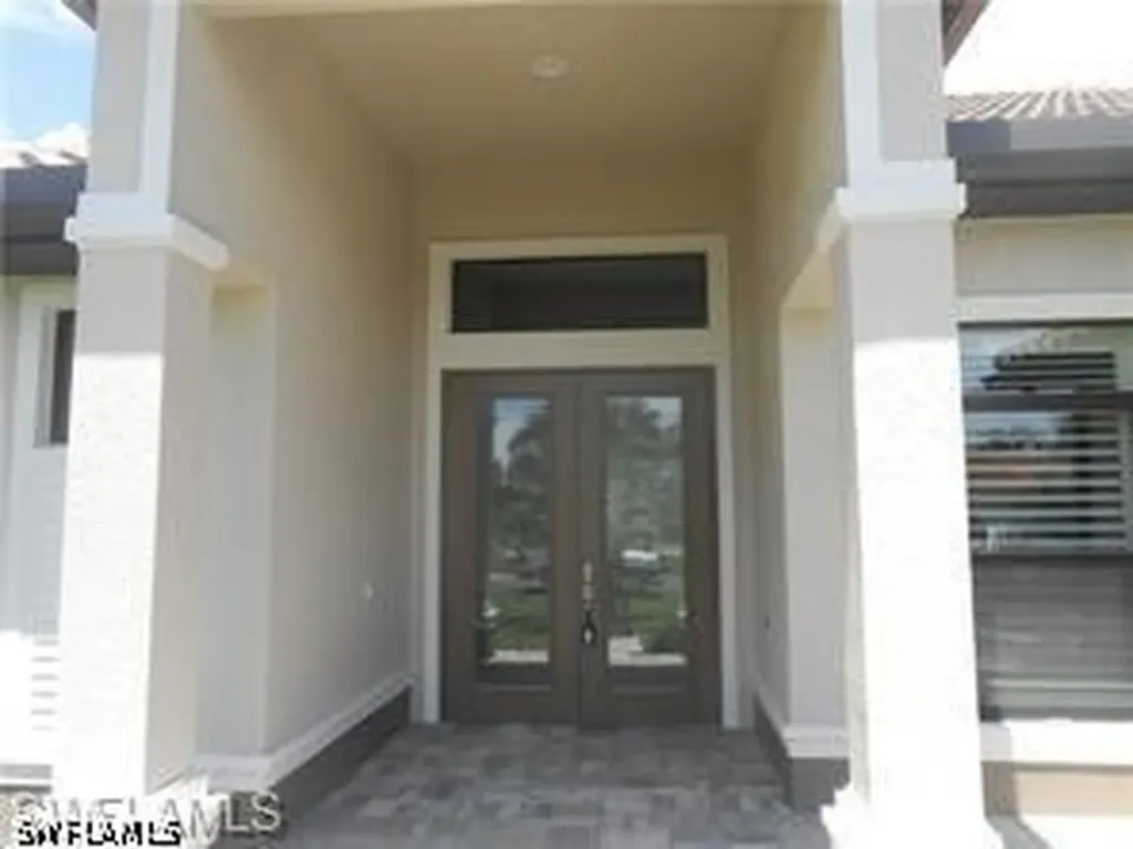 1901 SE 21st Terrace Cape Coral FL 33990
