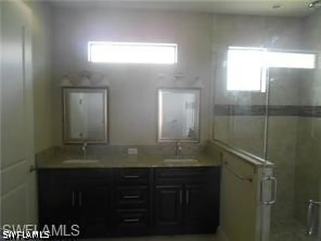 1901 SE 21st Terrace Cape Coral FL 33990