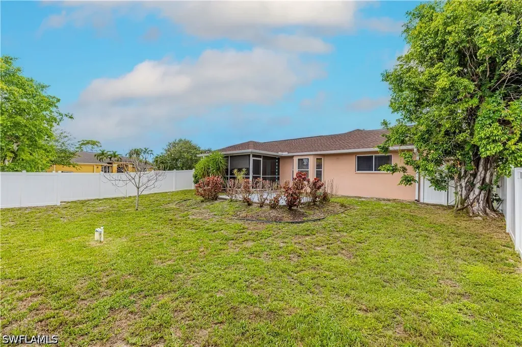 9084 Caloosa Road Fort Myers FL 33967