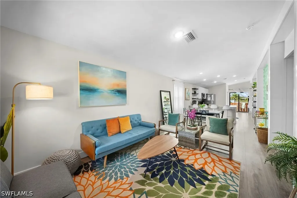 3260 Woodside Avenue Naples FL 34112