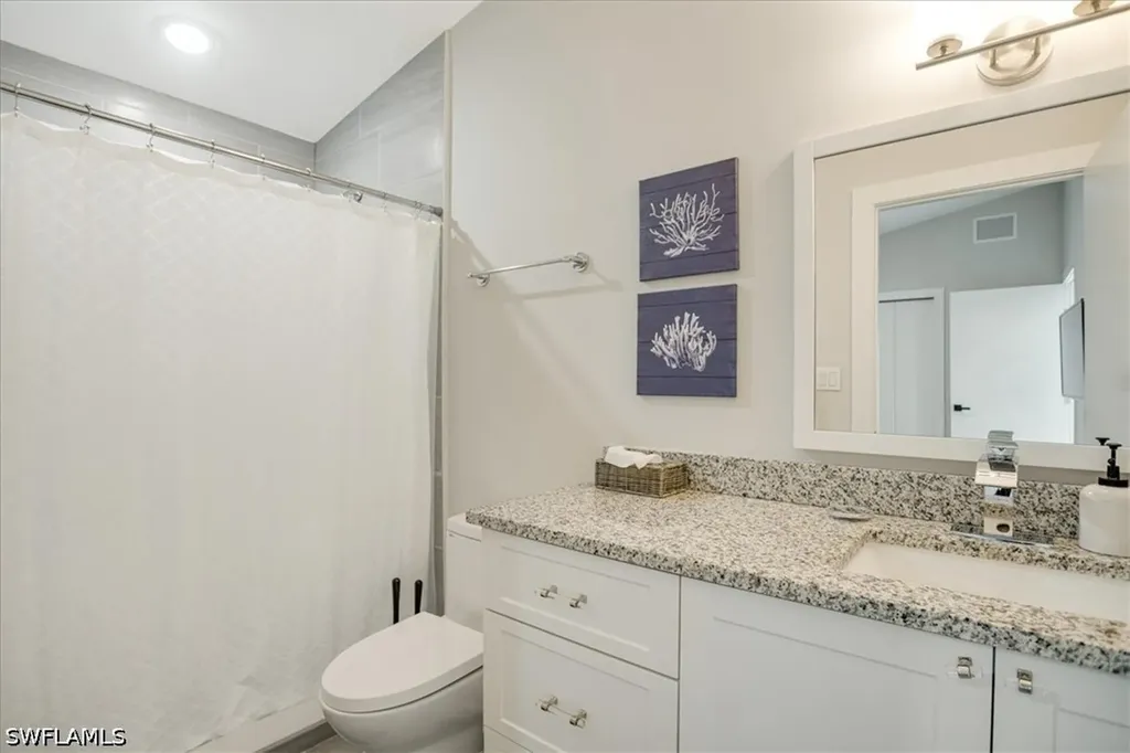 3260 Woodside Avenue Naples FL 34112