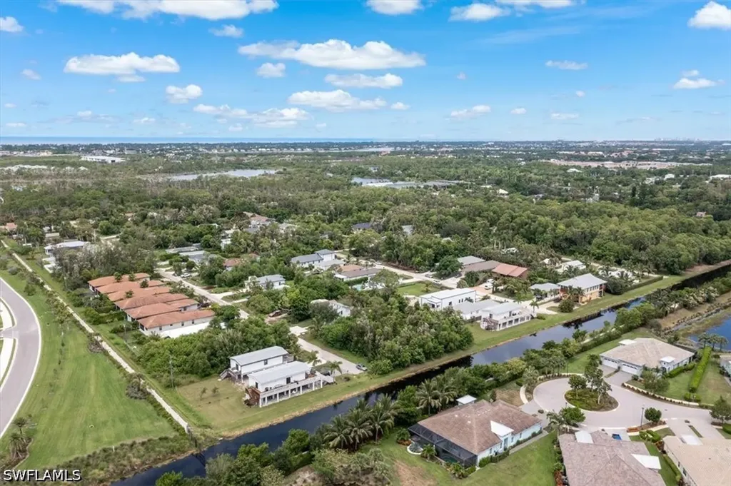 3260 Woodside Avenue Naples FL 34112