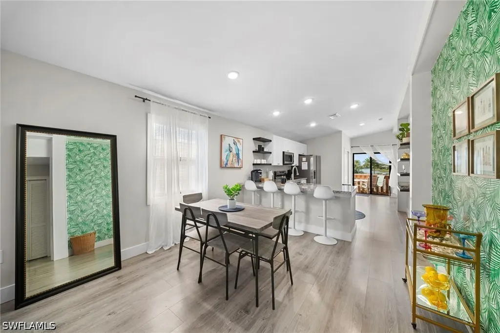 3260 Woodside Avenue Naples FL 34112