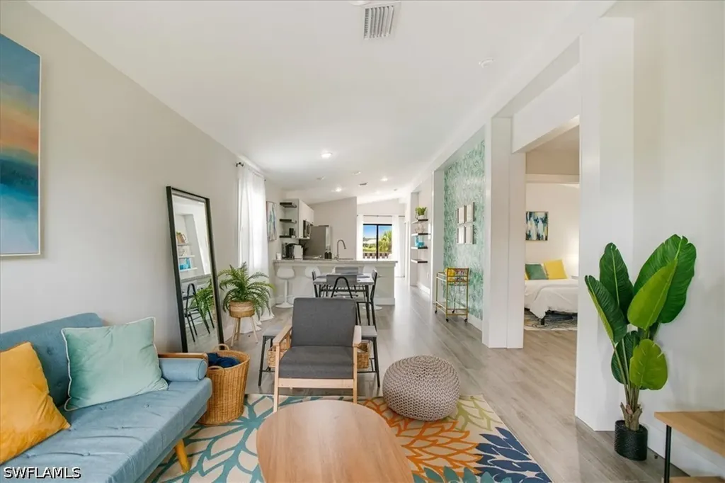 3260 Woodside Avenue Naples FL 34112