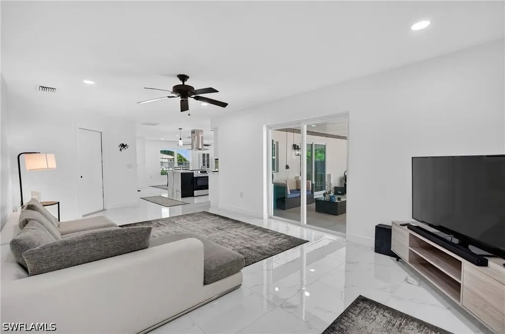 6055 Macbeth Lane Fort Myers FL 33908