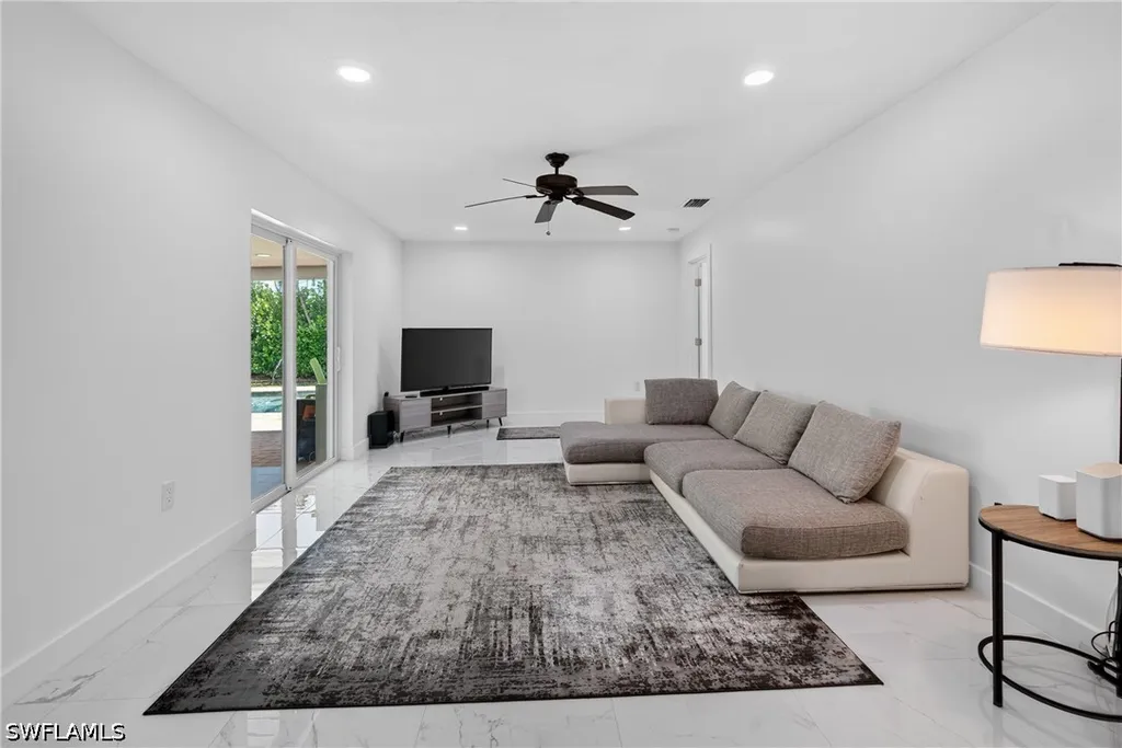 6055 Macbeth Lane Fort Myers FL 33908