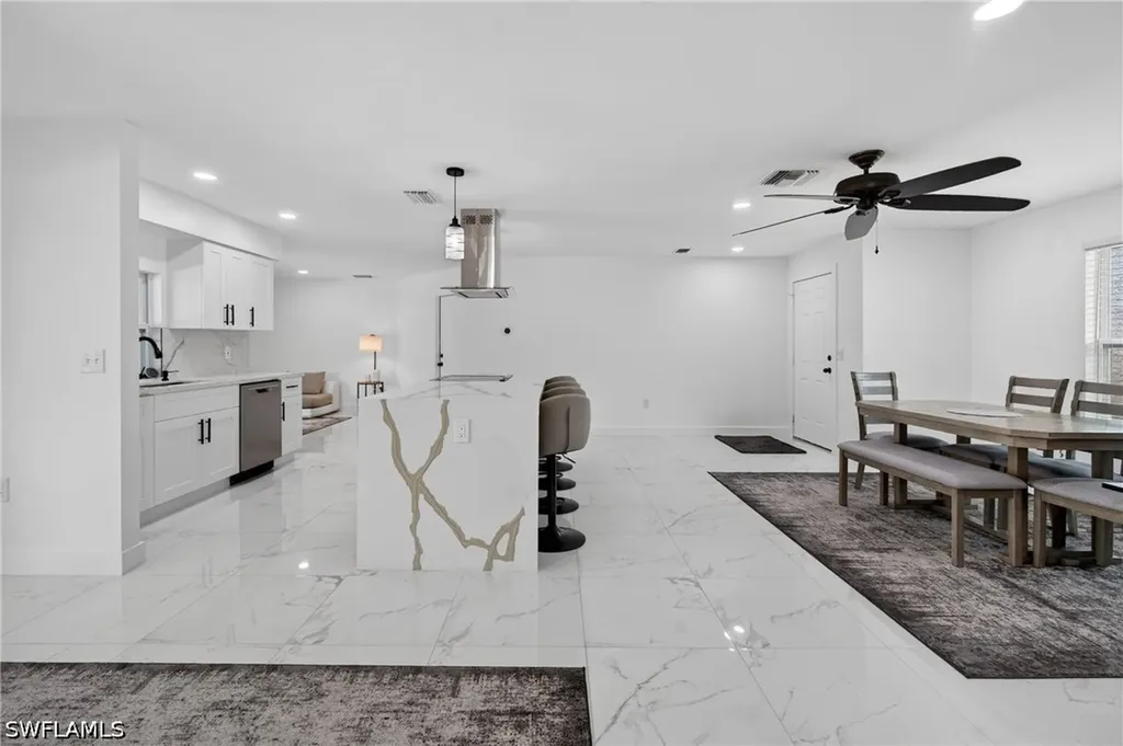 6055 Macbeth Lane Fort Myers FL 33908