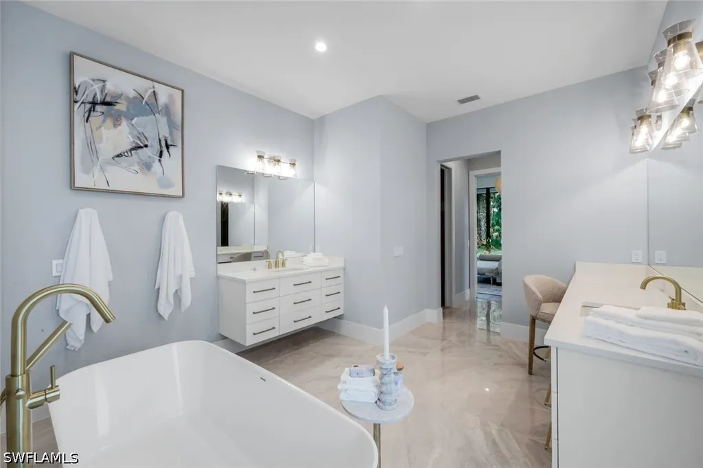 933 11th Street SW Naples FL 34117