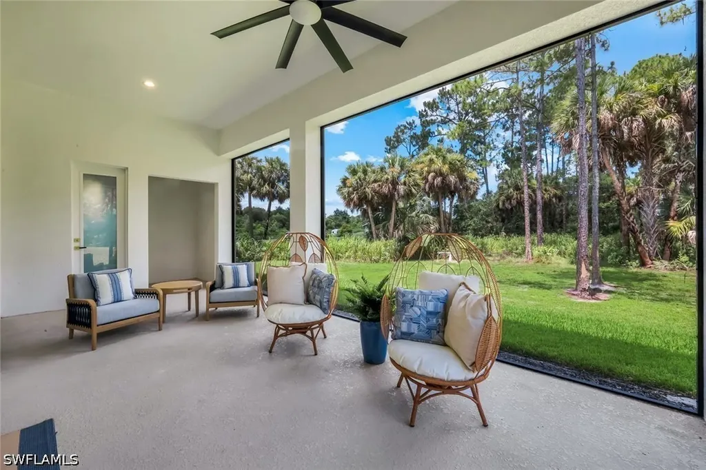 933 11th Street SW Naples FL 34117