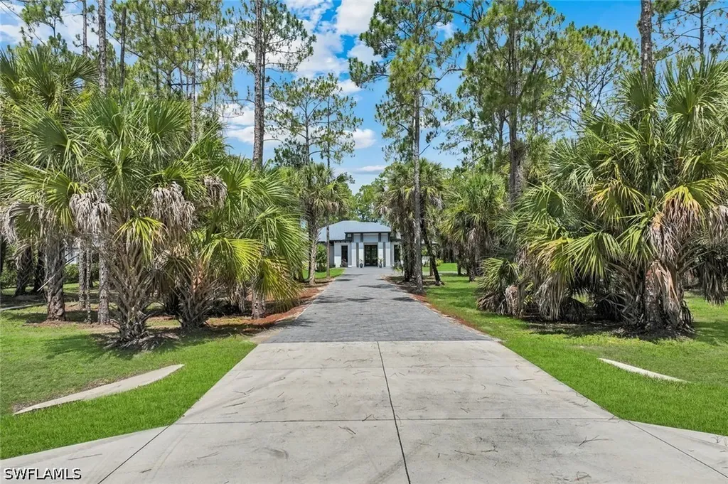 933 11th Street SW Naples FL 34117