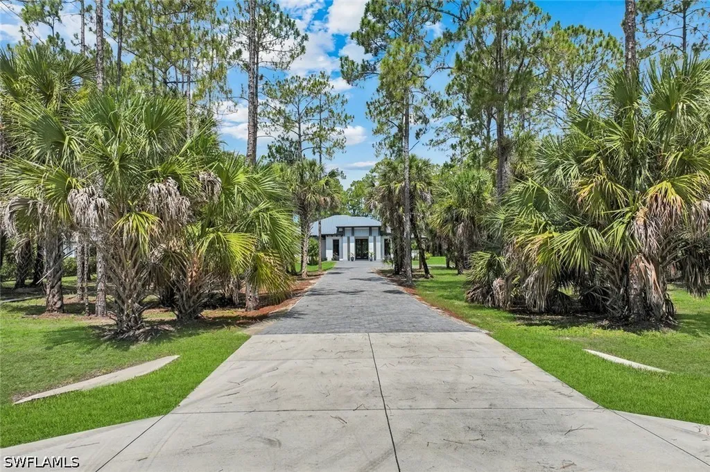 933 11th Street SW Naples FL 34117