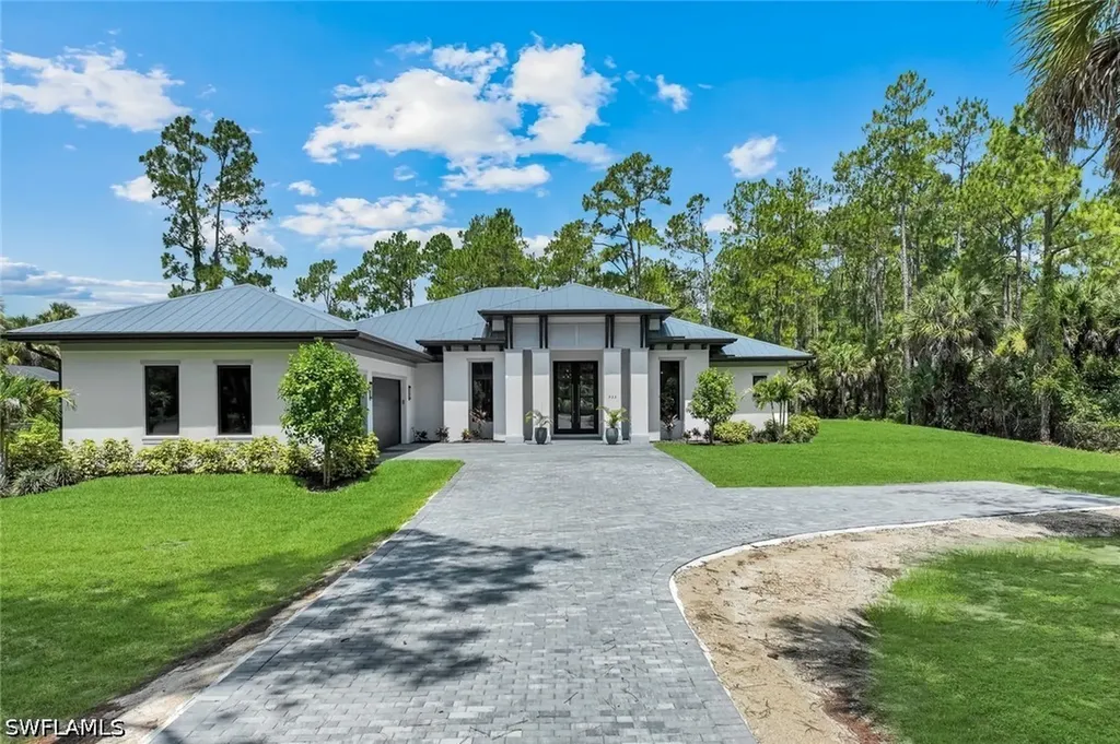 933 11th Street SW Naples FL 34117