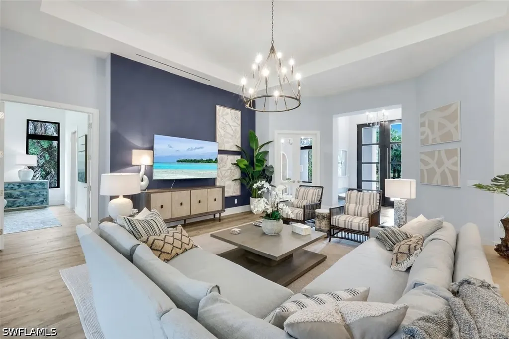 933 11th Street SW Naples FL 34117