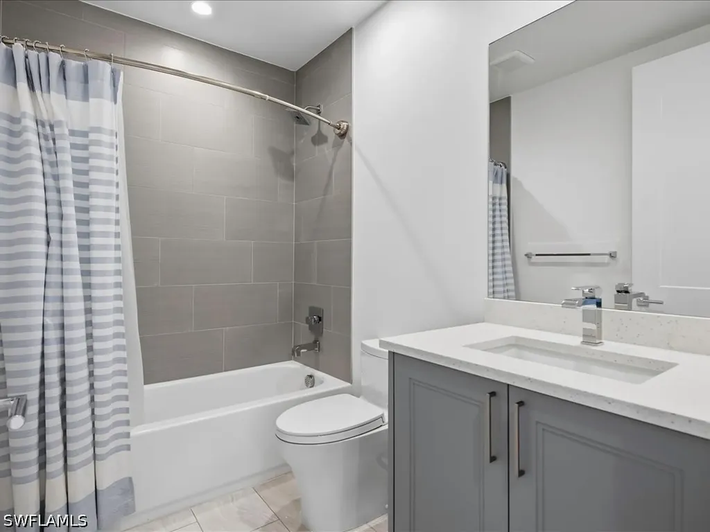 1111 Central Avenue Naples FL 34102