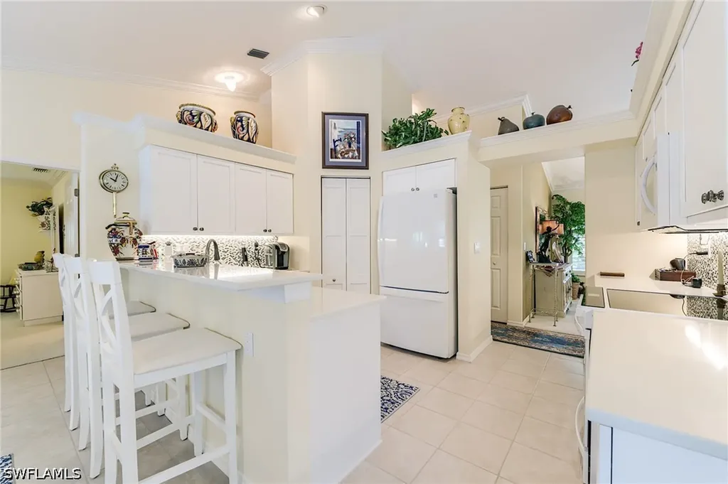 2059 Imperial Circle Naples FL 34110