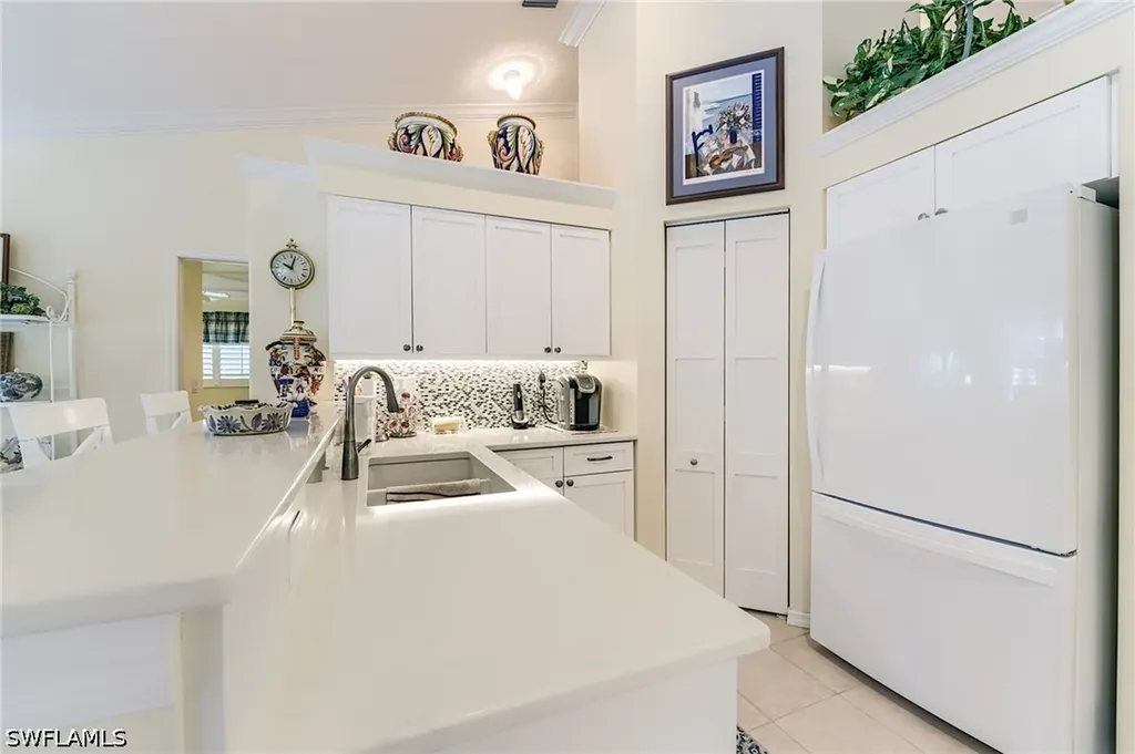 2059 Imperial Circle Naples FL 34110