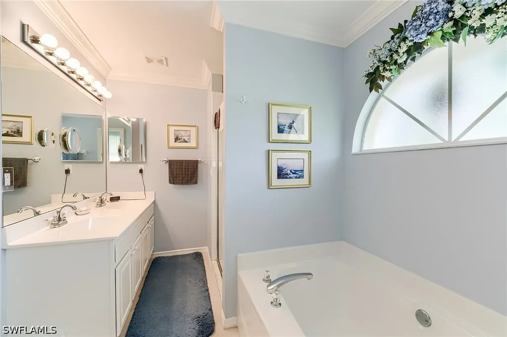 2059 Imperial Circle Naples FL 34110