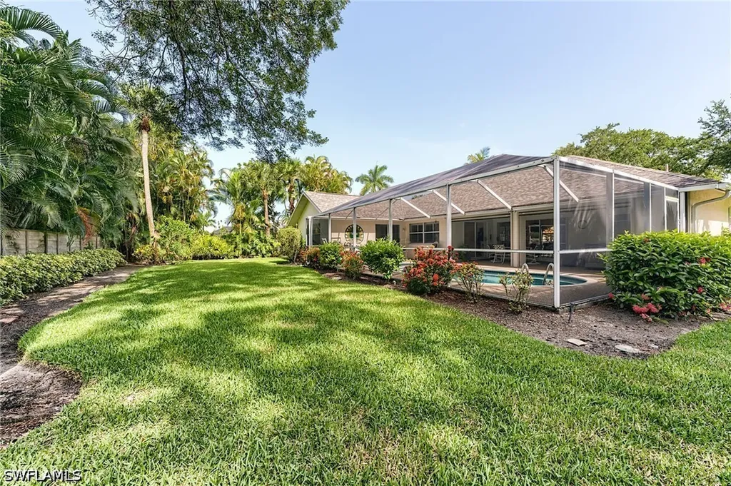 2059 Imperial Circle Naples FL 34110