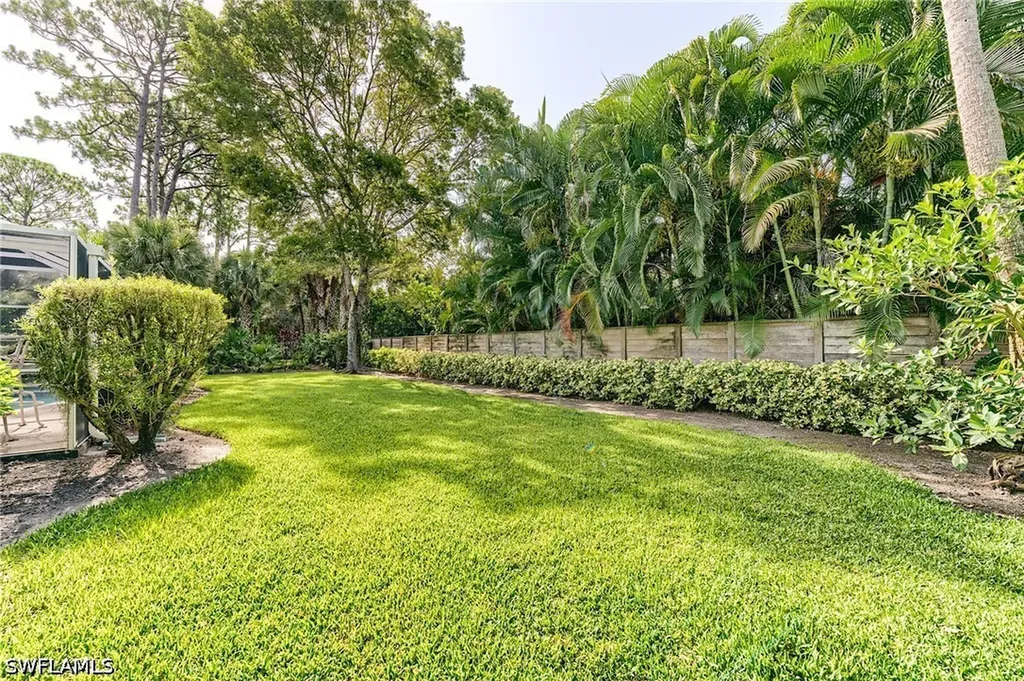 2059 Imperial Circle Naples FL 34110