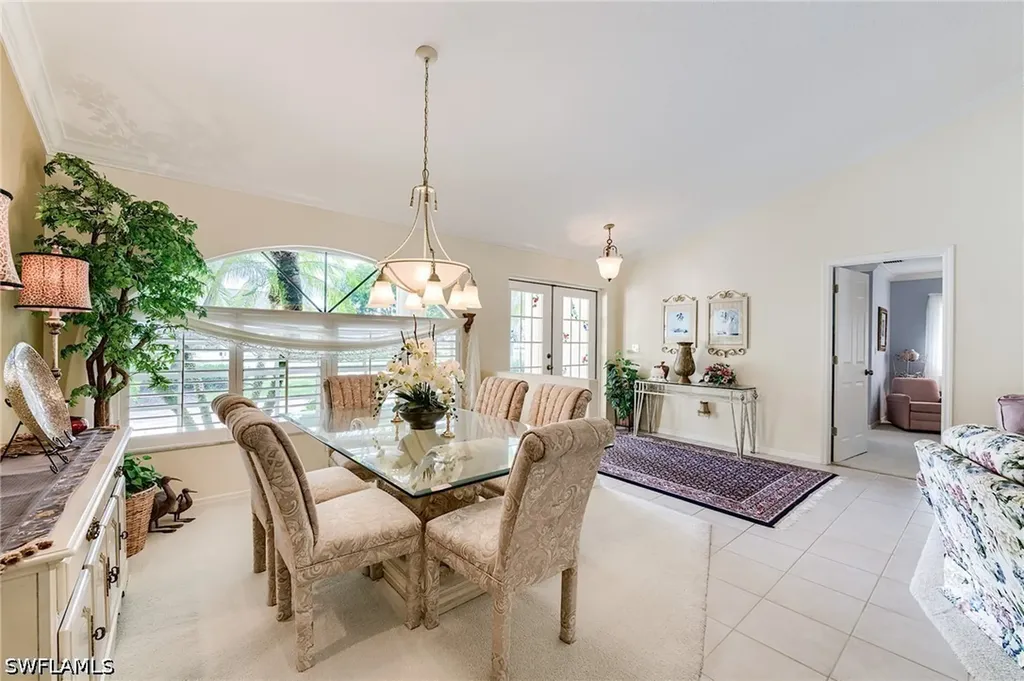2059 Imperial Circle Naples FL 34110
