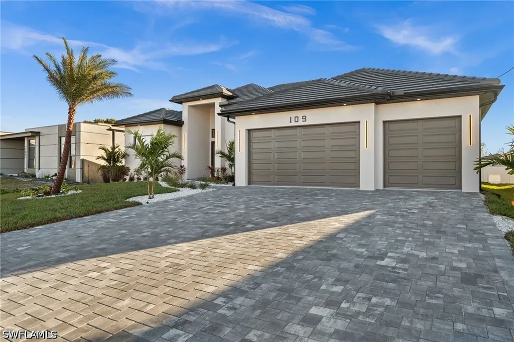 109 SW 37th Place Cape Coral FL 33991
