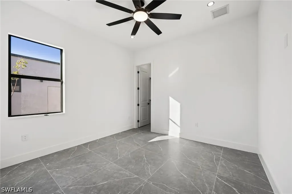 109 SW 37th Place Cape Coral FL 33991