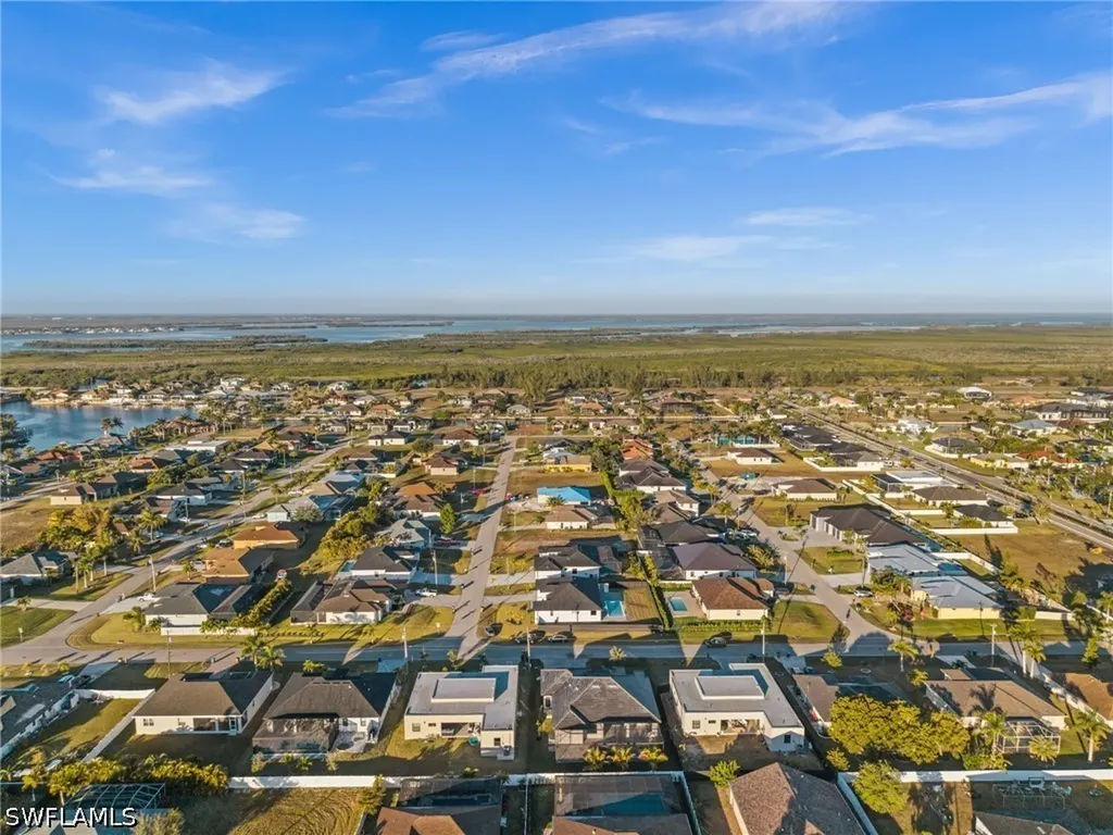109 SW 37th Place Cape Coral FL 33991