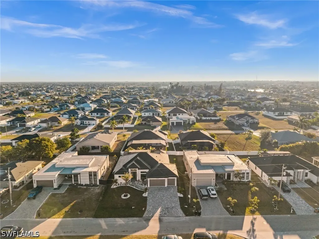 109 SW 37th Place Cape Coral FL 33991