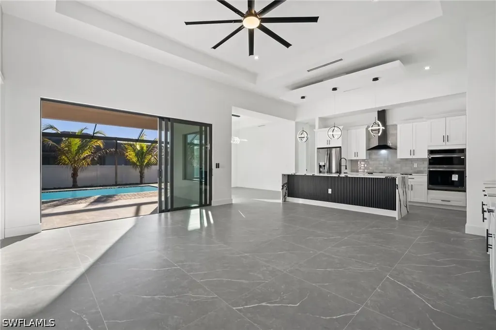 109 SW 37th Place Cape Coral FL 33991