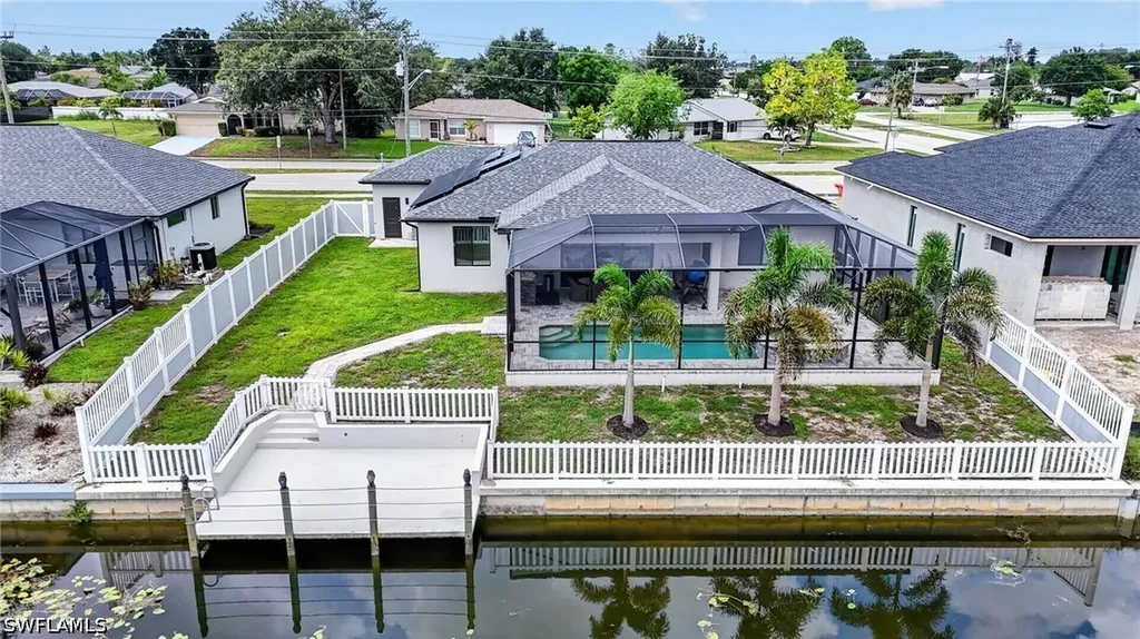 307 Gleason Parkway Cape Coral FL 33914
