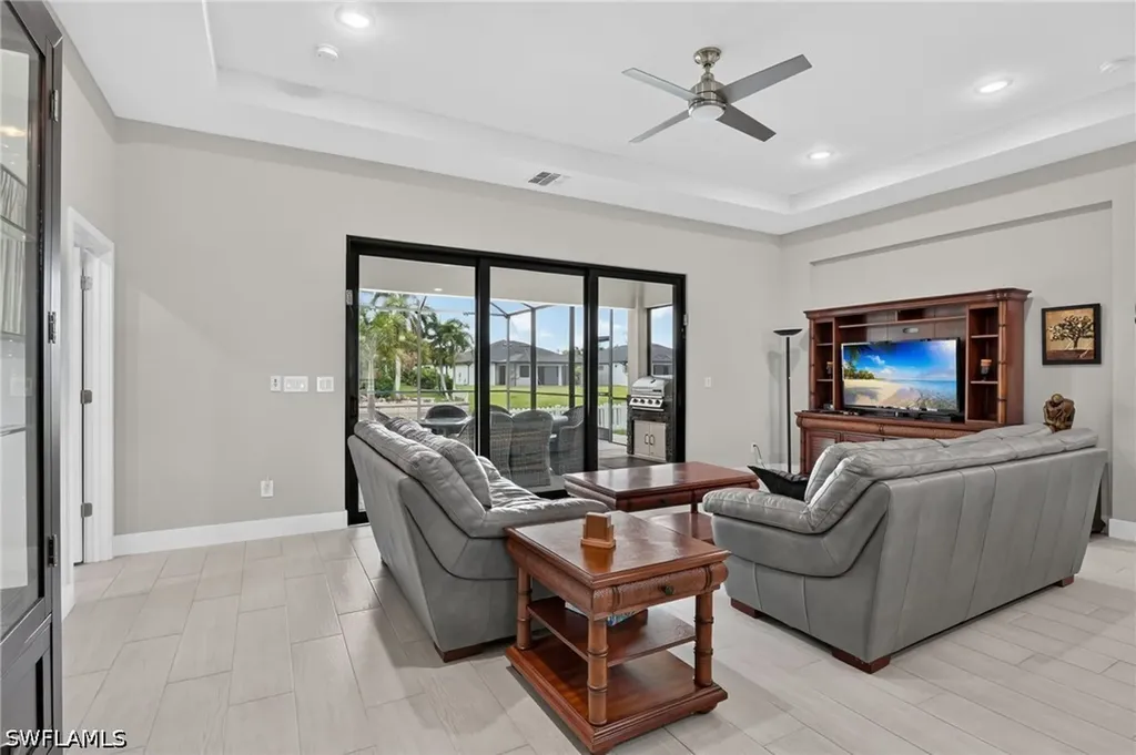 307 Gleason Parkway Cape Coral FL 33914