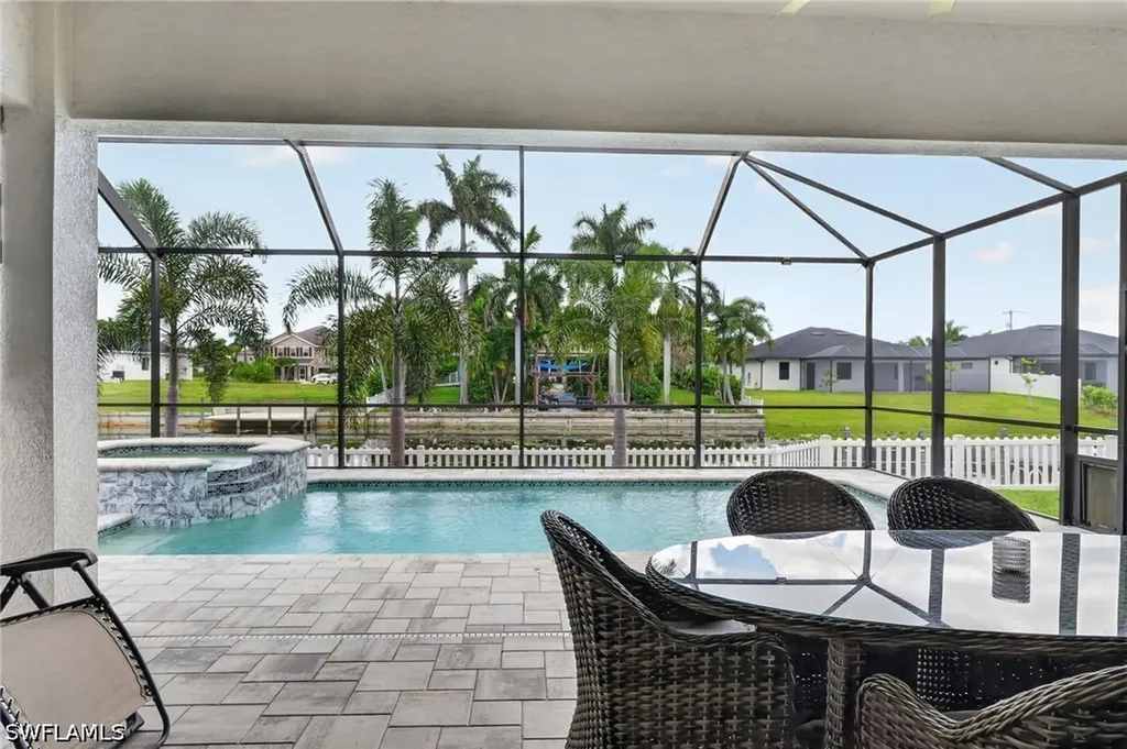 307 Gleason Parkway Cape Coral FL 33914