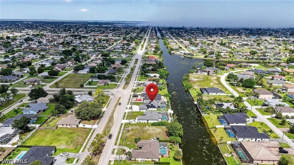 307 Gleason Parkway Cape Coral FL 33914