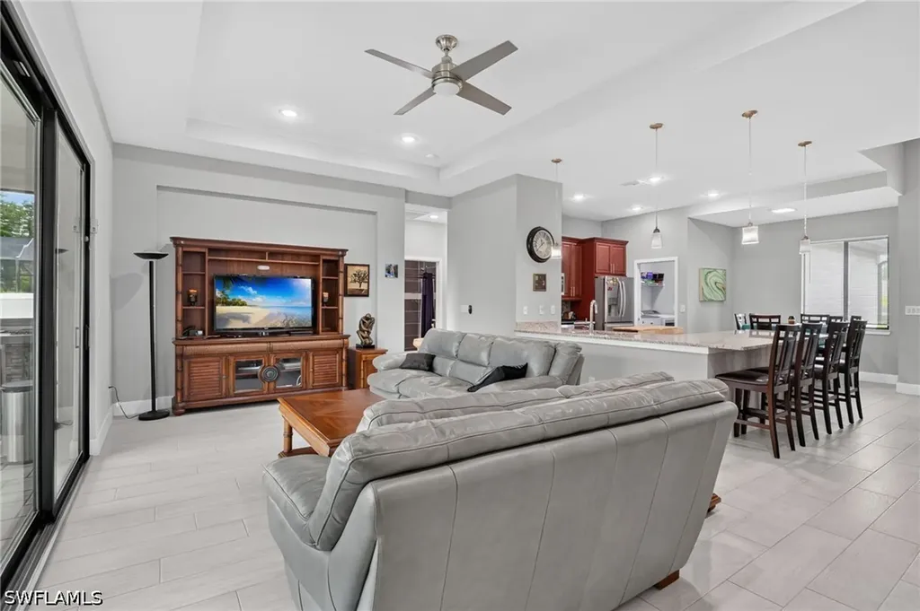 307 Gleason Parkway Cape Coral FL 33914