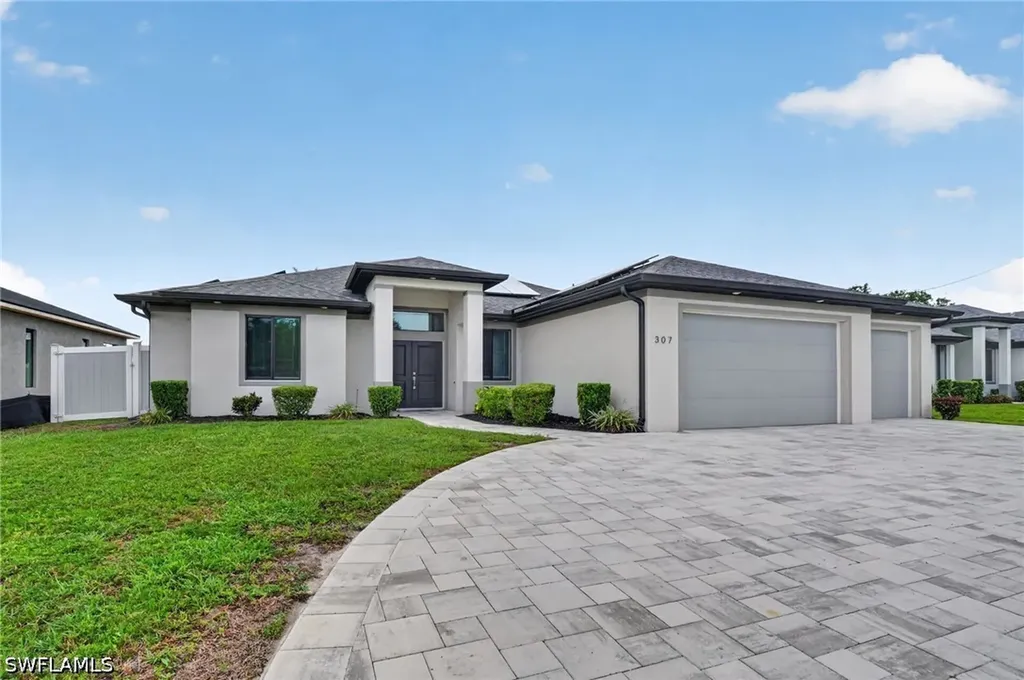 307 Gleason Parkway Cape Coral FL 33914