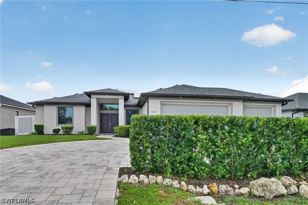 307 Gleason Parkway Cape Coral FL 33914