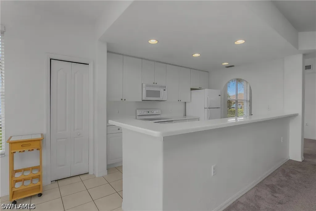 1925 Crestview Way Naples FL 34119