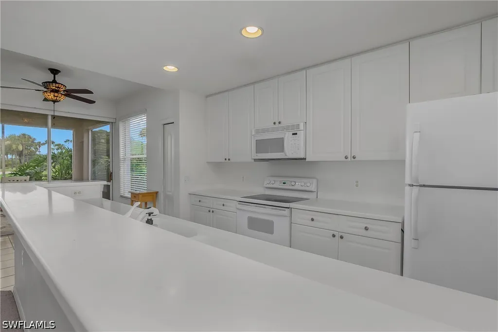 1925 Crestview Way Naples FL 34119